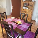 Caruso Apartman *